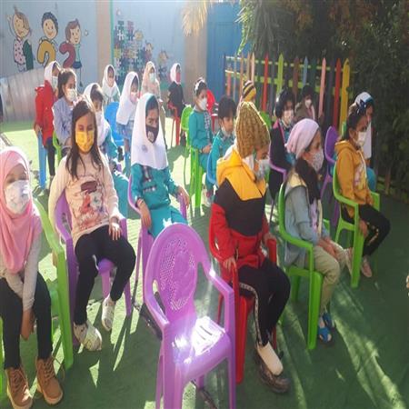 حضور همکاران در مهدکودک چکاوک